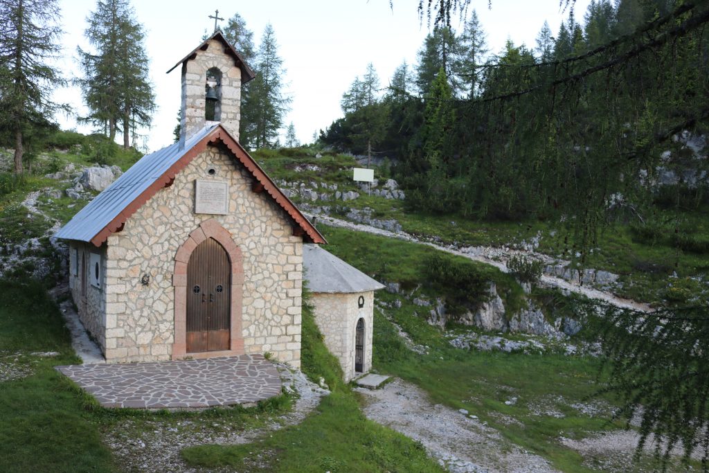 Monte Ortigara: chiesetta Lozze