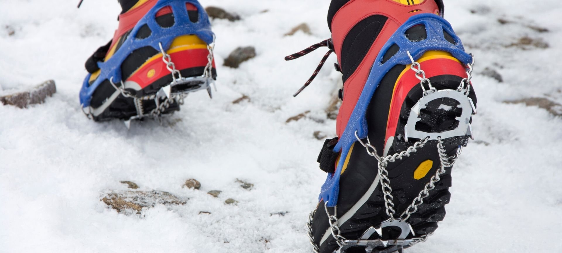 scarpe per camminare sulla neve